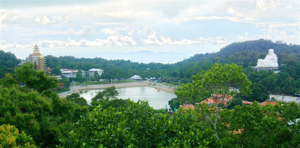 Về An Giang chiêm ngưỡng Thiên Cấm Sơn kỳ vĩ